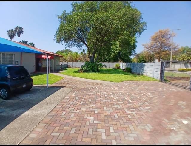 4 BEDROOM HOUSE FOR SALE IN BO-DORP
